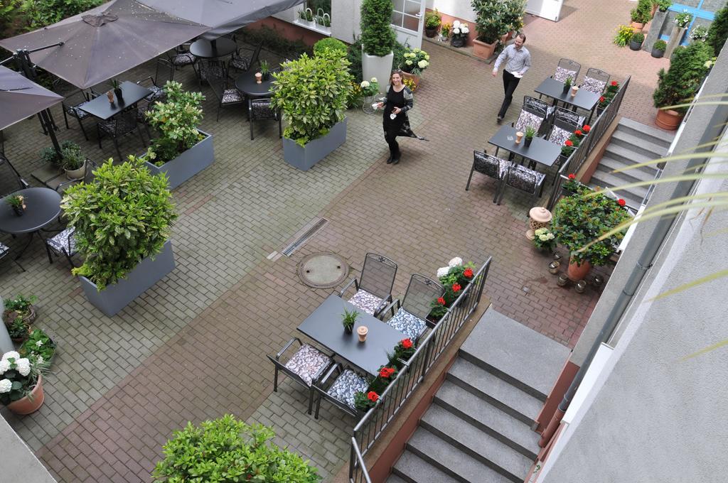 City-Hotel Am Wasserturm Halle Halle  Exterior foto